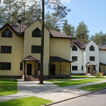 Isloch Park Hotel Rakaw Екстериор снимка