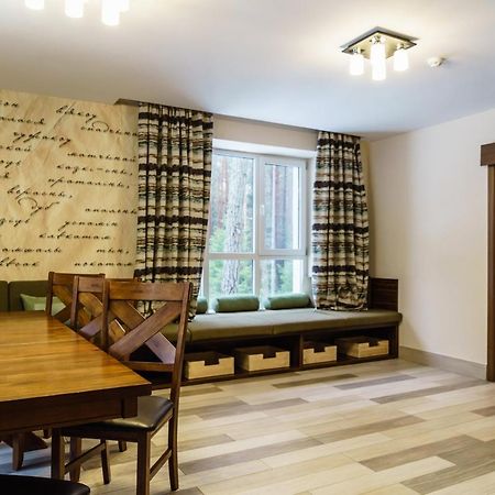 Isloch Park Hotel Rakaw Екстериор снимка