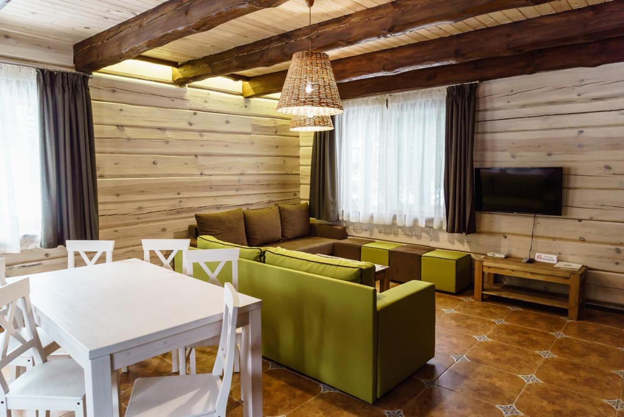 Isloch Park Hotel Rakaw Екстериор снимка