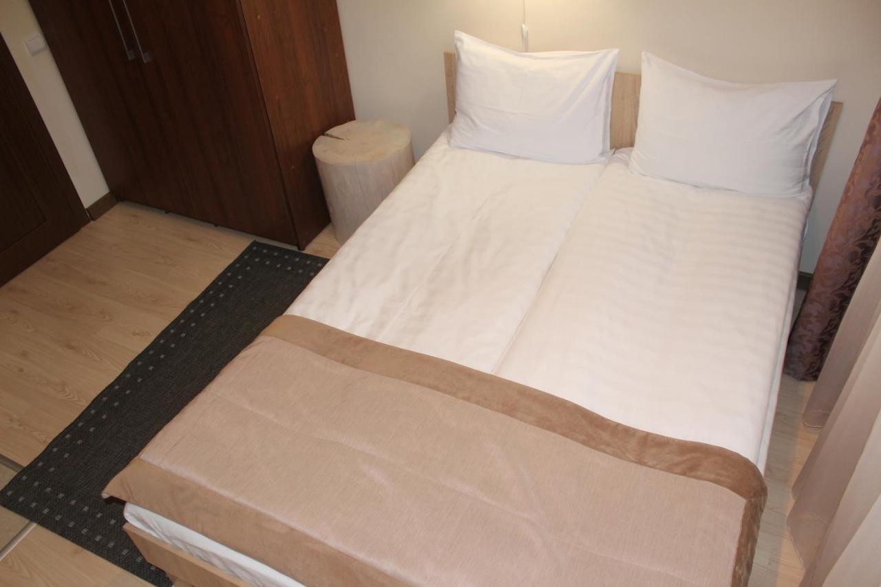 Isloch Park Hotel Rakaw Екстериор снимка